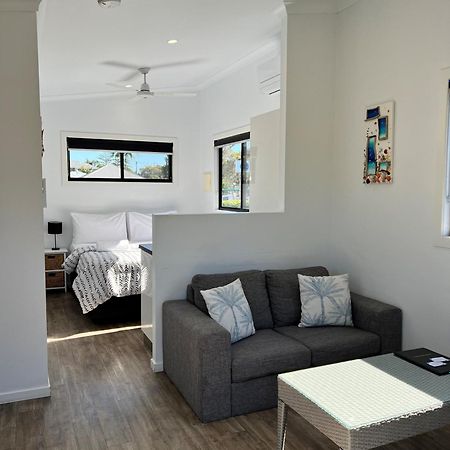 Club Byron Accommodation Byron Bay Esterno foto